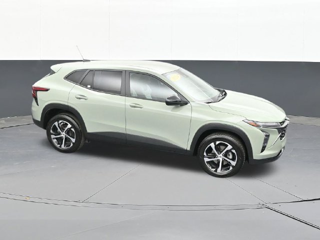 Used 2024 Chevrolet Trax RS FWD image 60