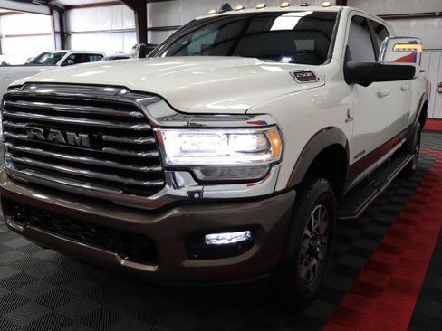 Used 2023 RAM 2500 Limited AWD/4WD image 29