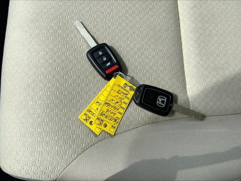 Used 2016 Honda CR-V LX image 14