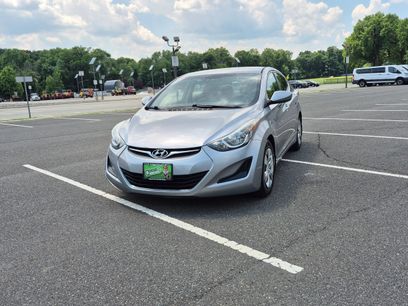 Used 2016 Hyundai Elantra SE