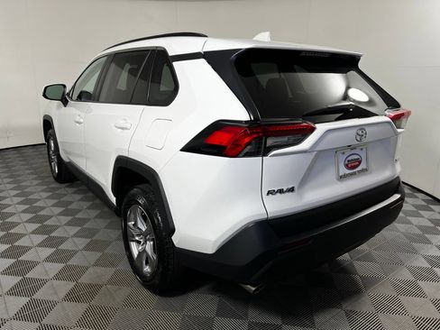 Used 2024 Toyota RAV4 XLE FWD image 7
