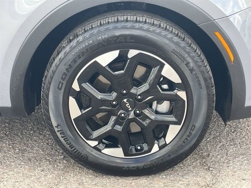 Used 2025 Kia Sorento S w/ Panoramic Sunroof Package image 9