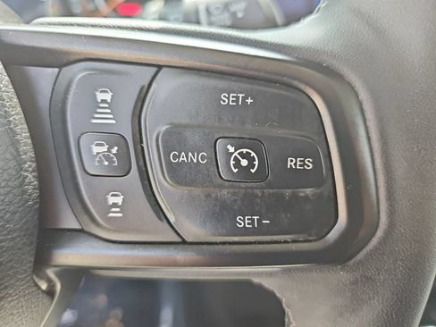 Certified 2025 Jeep Wrangler Sport AWD/4WD image 28