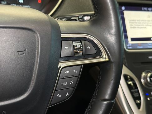 Used 2019 Lincoln Nautilus Reserve AWD/4WD image 23