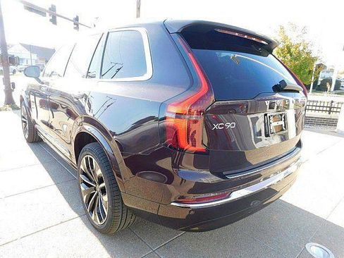 New 2026 Volvo XC90 T8 Ultra w/ Protection Package Premier AWD/4WD image 10