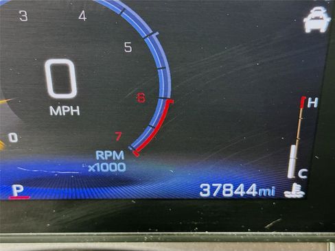 Used 2025 Chevrolet Trax ACTIV w/ Driver Confidence Package FWD image 2