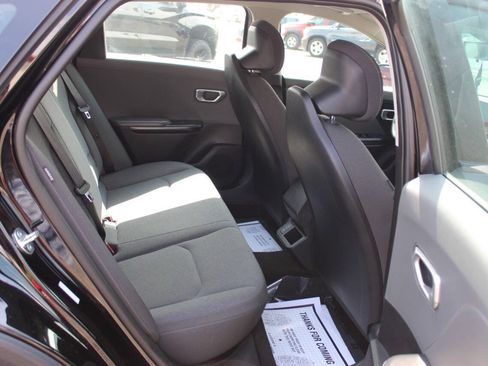 Used 2025 Kia K4 FWD image 13