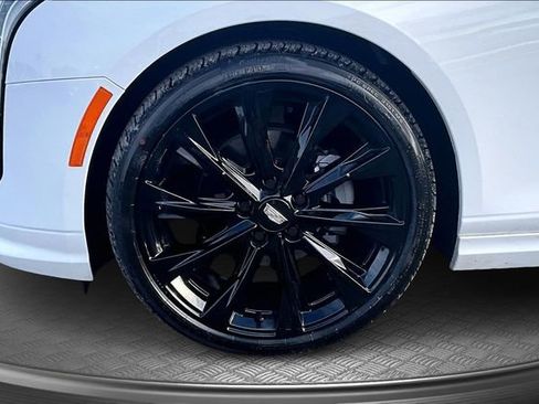 Used 2025 Cadillac CT4 Luxury image 31