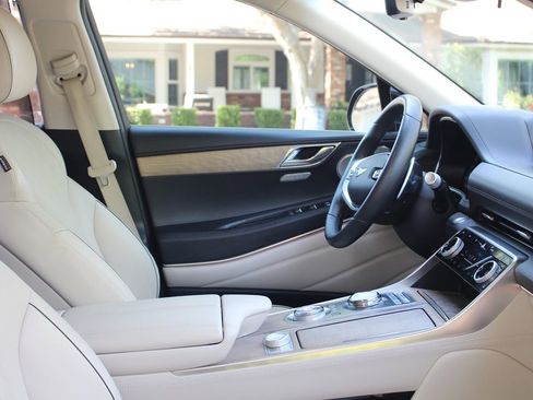 Used 2023 Genesis GV80 2.5T w/ Prestige 20" Package AWD/4WD image 26