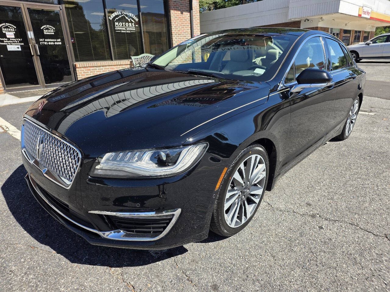 Used 2017 Lincoln MKZ Reserve w/ Technology Package AWD/4WD image 2