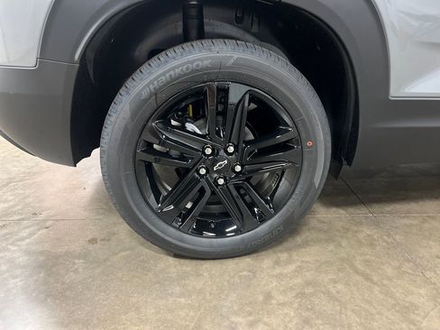 New 2026 Chevrolet TrailBlazer LT w/ Convenience Package AWD/4WD image 9