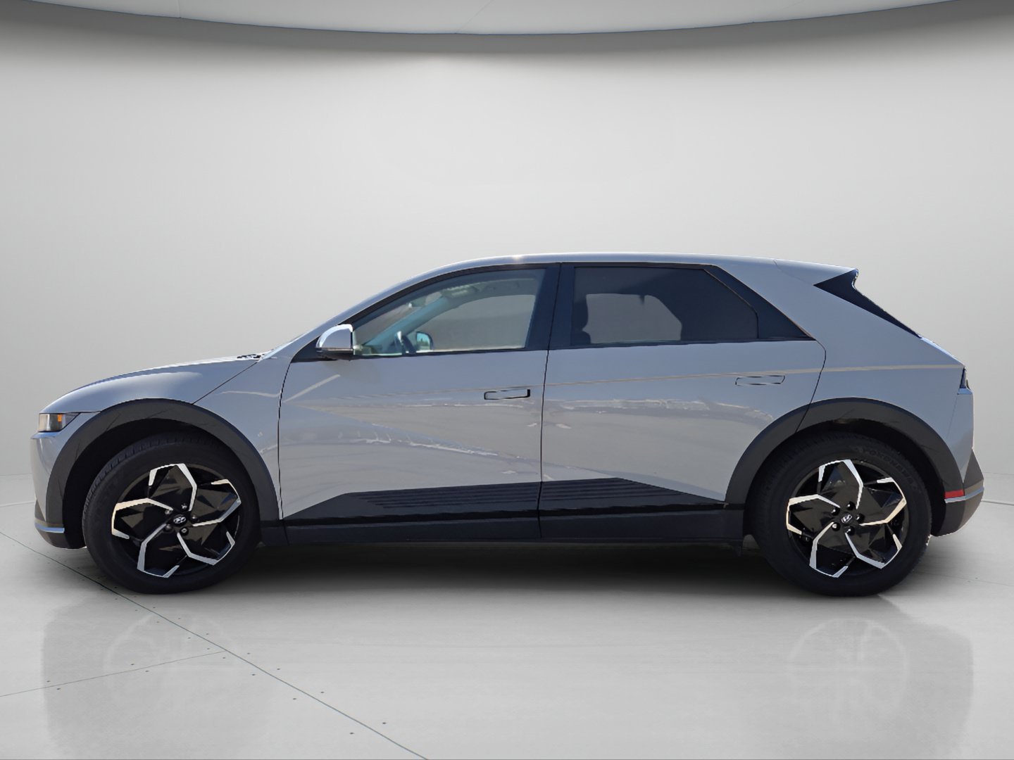 Used 2024 Hyundai Ioniq 5 SEL AWD/4WD image 20