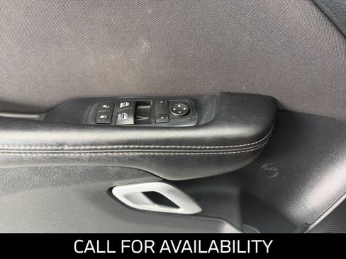 Used 2016 Dodge Challenger R/T Scat Pack RWD image 11