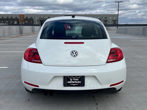 Used 2013 Volkswagen Beetle 2.5 image 7