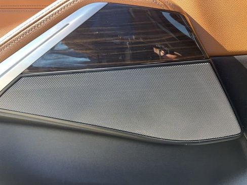 Used 2019 BMW X5 xDrive40i w/ Premium Package image 25