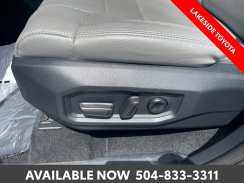 Used 2023 Toyota Tundra Limited w/ Power Package RWD image 26