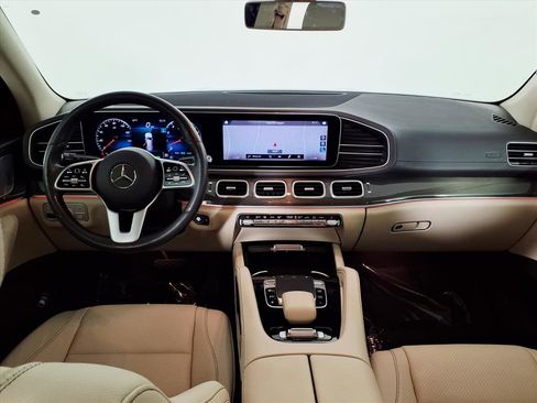 Used 2020 Mercedes-Benz GLS 450 4MATIC image 15