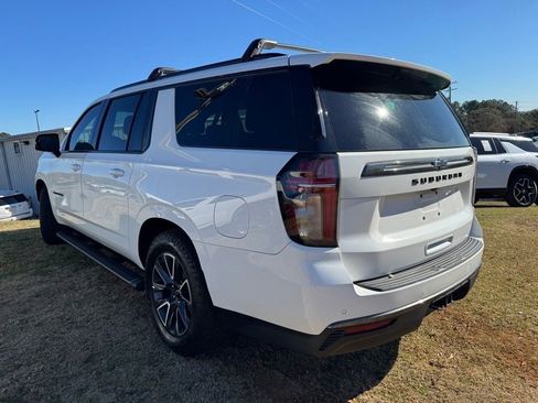 Used 2022 Chevrolet Suburban Z71 w/ Z71 Off-Road Package image 7