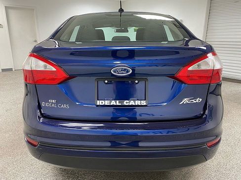 Used 2016 Ford Fiesta SE image 6