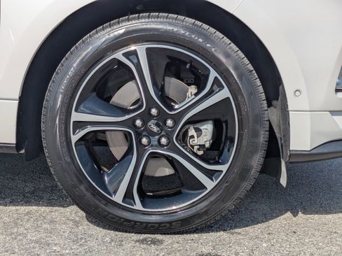 Used 2019 Ford Edge ST w/ Equipment Group 401A image 11