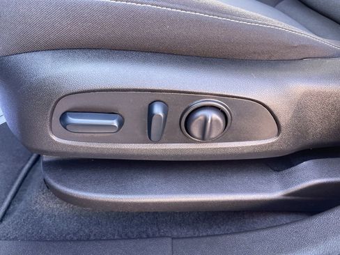 Certified 2024 Chevrolet Blazer LT w/ Convenience Package image 16