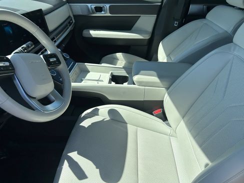 Used 2026 Hyundai Santa Fe SEL AWD/4WD image 18