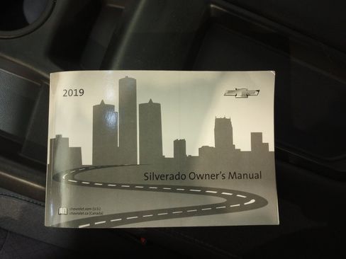 Used 2019 Chevrolet Silverado 1500 RST w/ All-Star Edition image 34