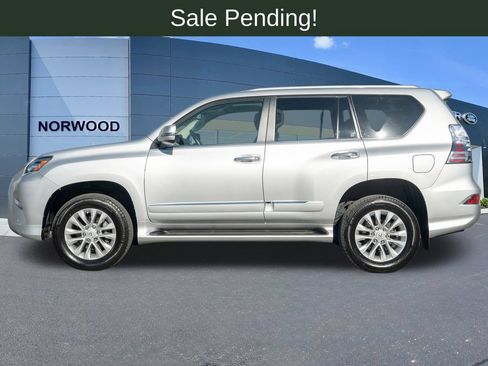 Used 2019 Lexus GX 460 AWD/4WD image 7
