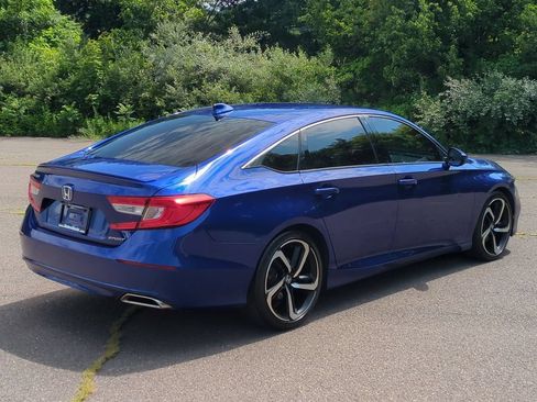 Used 2020 Honda Accord Sport image 4