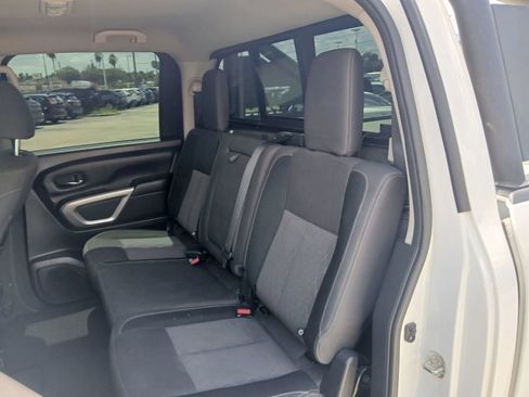 Used 2022 Nissan Titan SV w/ SV Convenience Package RWD image 64