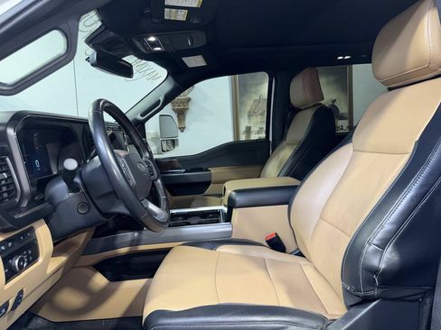 Used 2024 Ford F450 Lariat w/ Chrome Package AWD/4WD image 16