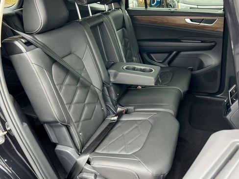 Certified 2026 Volkswagen Atlas SE image 15