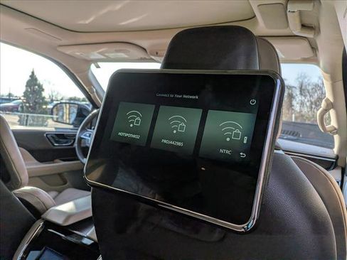 Used 2022 Lincoln Navigator L Reserve image 15