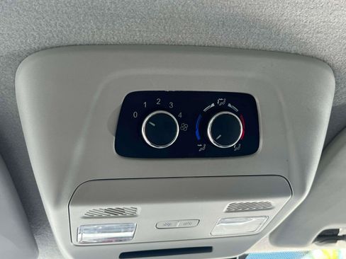 Used 2024 Ford Transit 350 XLT RWD image 18