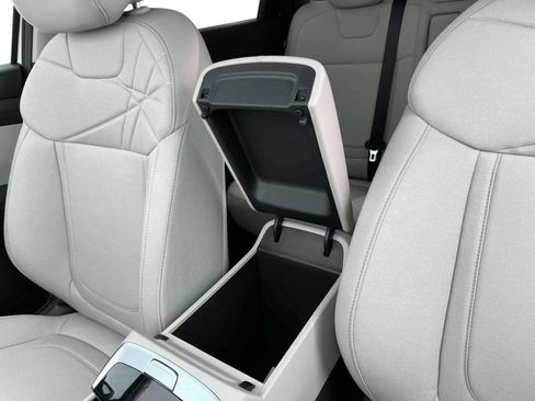 Used 2025 Hyundai Tucson SEL FWD image 49