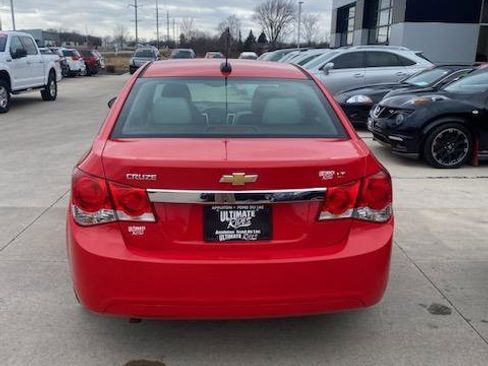Used 2015 Chevrolet Cruze LT image 3