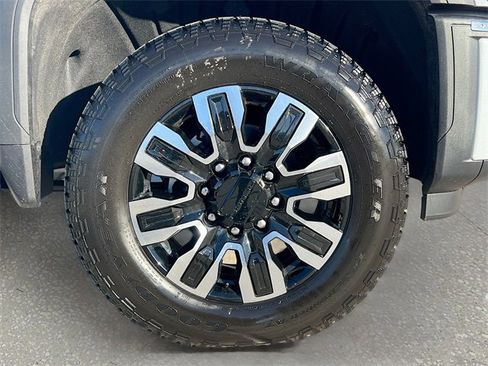 New 2026 GMC Sierra 2500 Denali Ultimate image 19