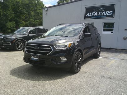 Used 2018 Ford Escape SE w/ SE Sport Appearance Package