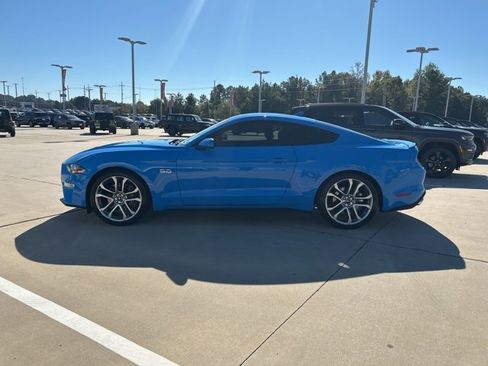 Used 2022 Ford Mustang GT Premium image 5