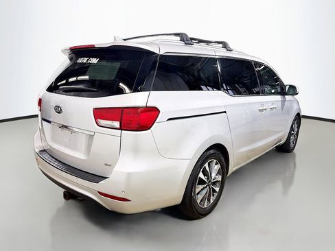 Used 2015 Kia Sedona SX FWD image 9