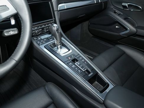Certified 2014 Porsche 911 Carrera 4S AWD/4WD image 25