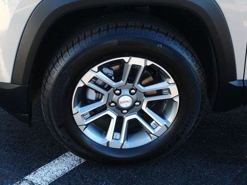 Used 2025 GMC Terrain Elevation image 2