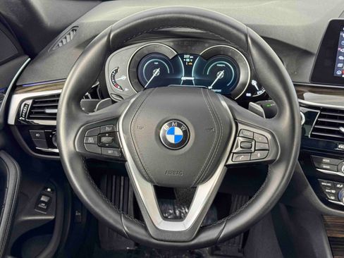 Used 2018 BMW 530e image 20