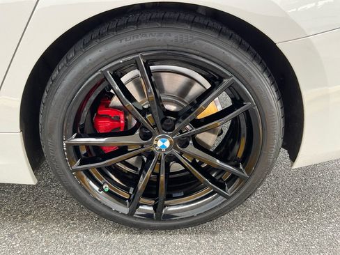 Used 2024 BMW 330i Sedan w/ M Sport Package RWD image 22
