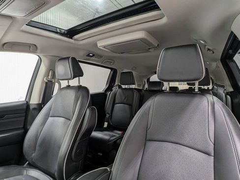 Used 2025 Honda Odyssey Elite image 4