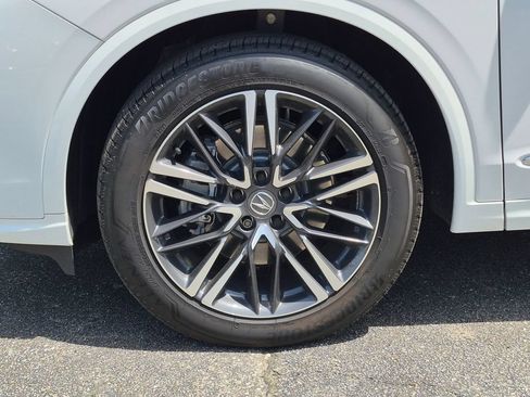 Certified 2026 Acura MDX SH-AWD w/ Advance Package image 10