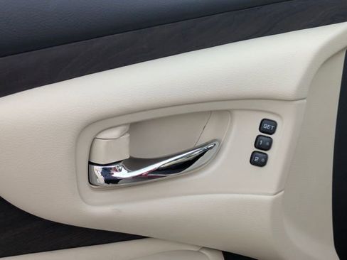 Used 2023 Nissan Murano Platinum w/ Cargo Package FWD image 12