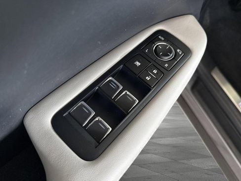 Used 2019 Lexus RX 350L FWD image 10