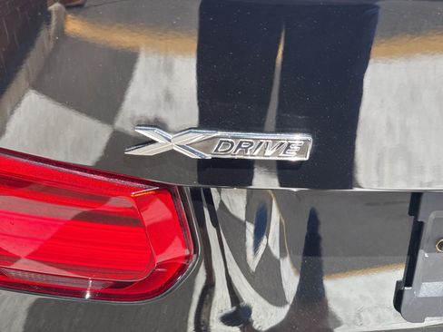 Used 2018 BMW 320i xDrive Sedan AWD/4WD image 40