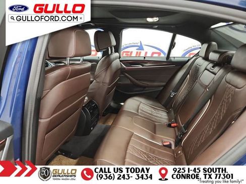 Used 2021 BMW 530e w/ Executive Package image 14